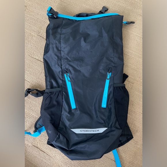 Stormtech Backpack - Picture 3 of 7